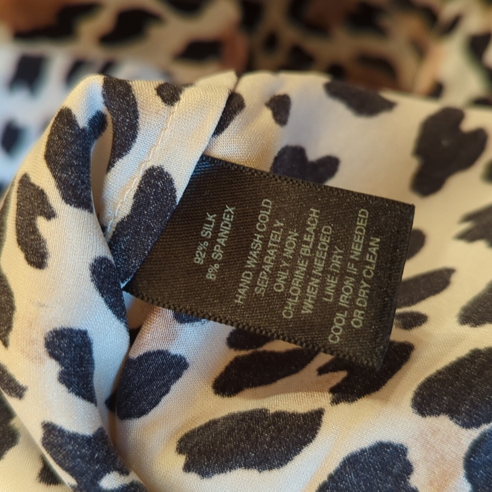 2 Silk WHBM Leopard Blouse - Picture 4 of 8